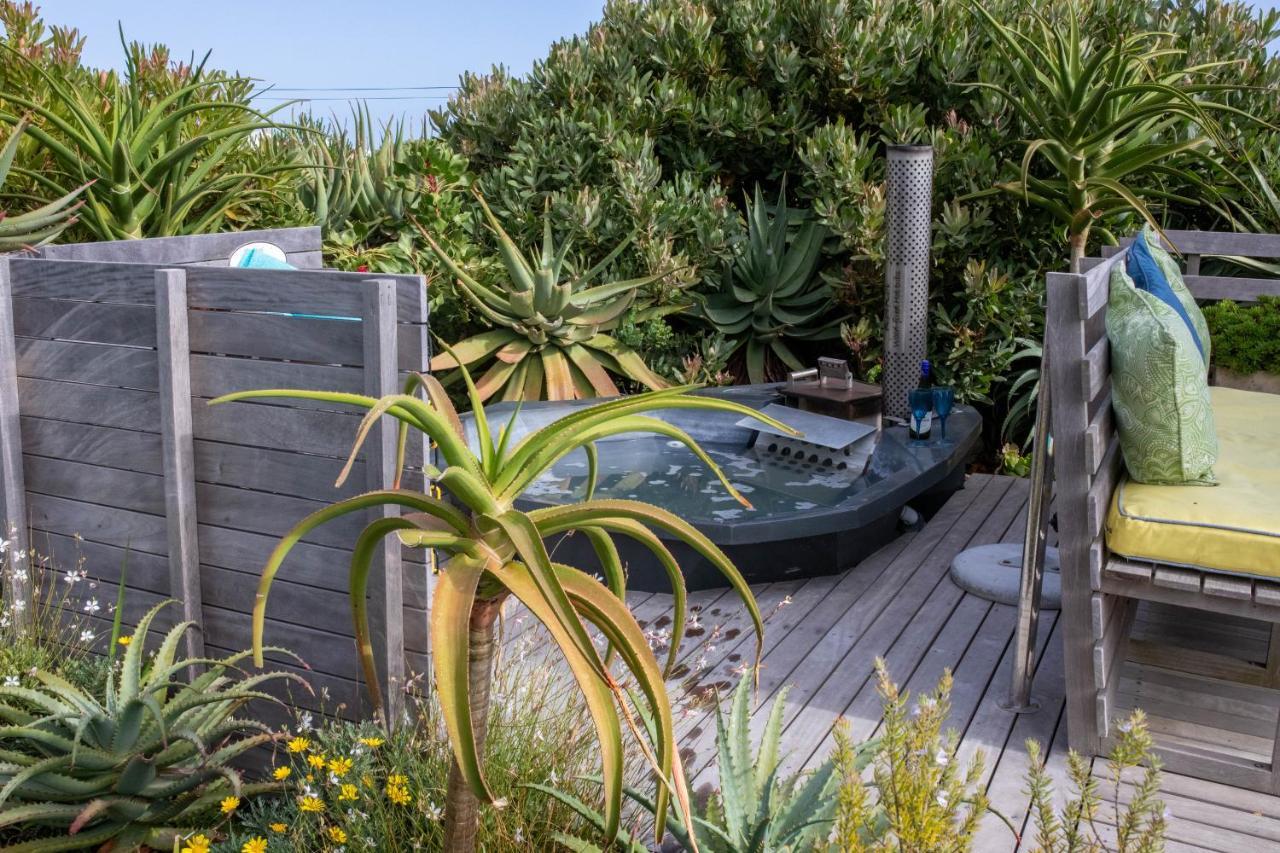 Stay At Friends Bettyʼs Bay Buitenkant foto